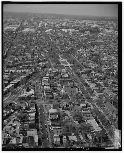 1992. &ldquo;1. Aerial view of Lincoln Park, looking northwest (photograph enlarged from a 