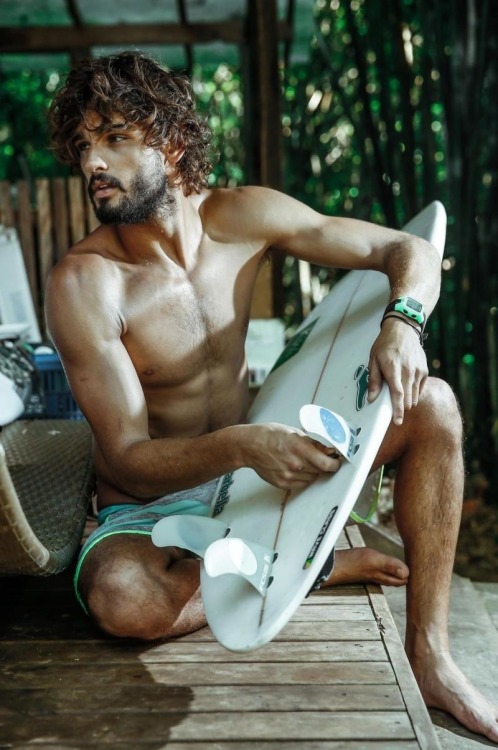 Sex takemetobedandlosemeforever:  Marlon Teixeira pictures