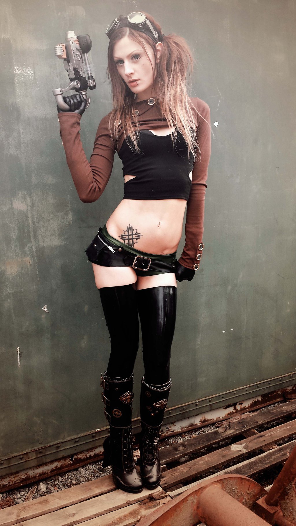 glovedandbound:  In steam we trust #1 by Miss3v1L
