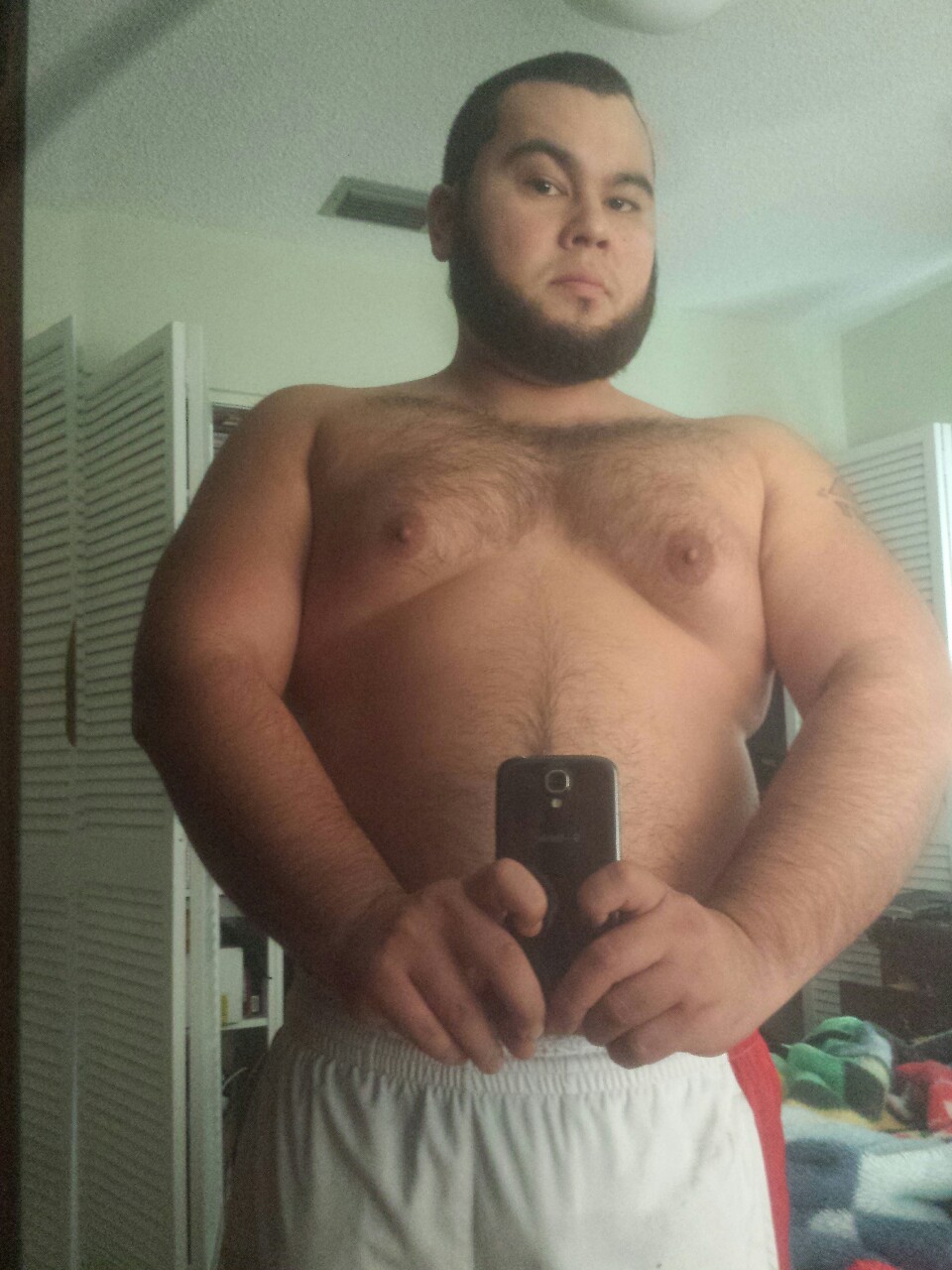 motorcub86:  Lol my being dumb and trying to look swoll… 