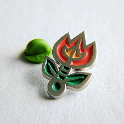 Probably my favorite one out of the new set. It’s a Fire Flower Kunai! . . . #pins #pingame #p