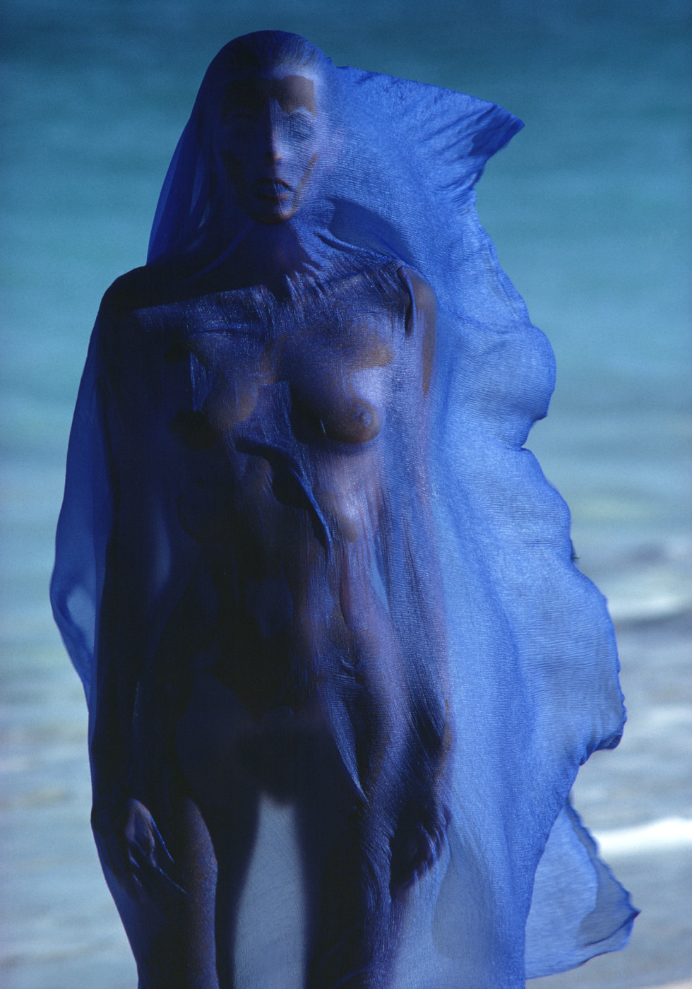 (vía Hans Feurer: Exposure - Gallery 1 - Image 9) 