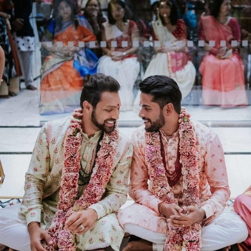 bi-trans-alliance: “Two grooms celebrated their marriage in a traditional Hindu wedding in the US 