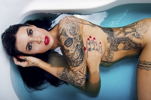 Girls With Tattoos adult photos