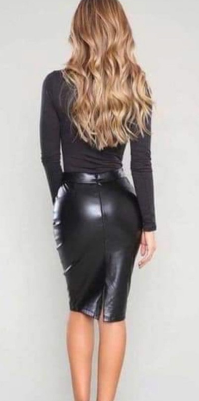 girlsinleatherpants:  