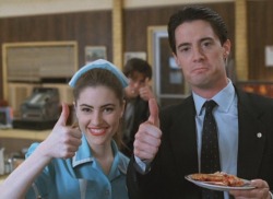 bbook:  Watch the Ultimate ‘Twin Peaks’ Supercut: ‘All the pie and coffee’ 