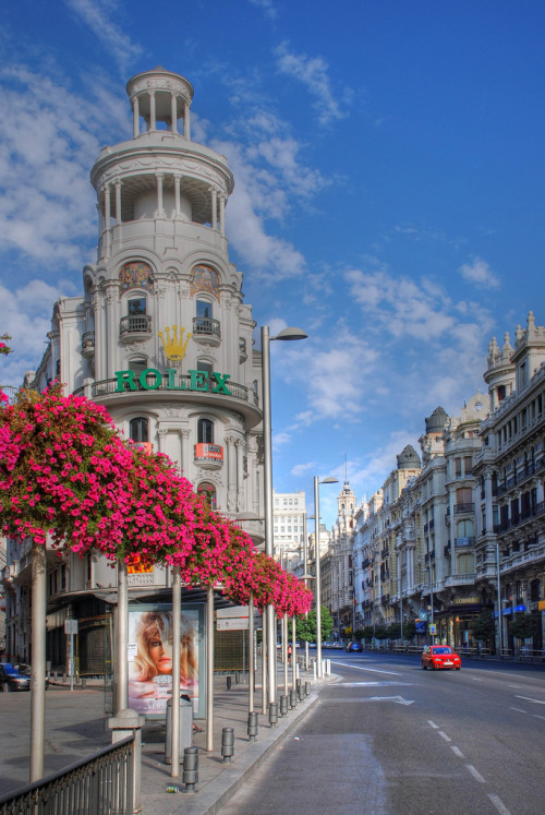 allthingseurope: Madrid. Gran Via by José Manuel Azcona