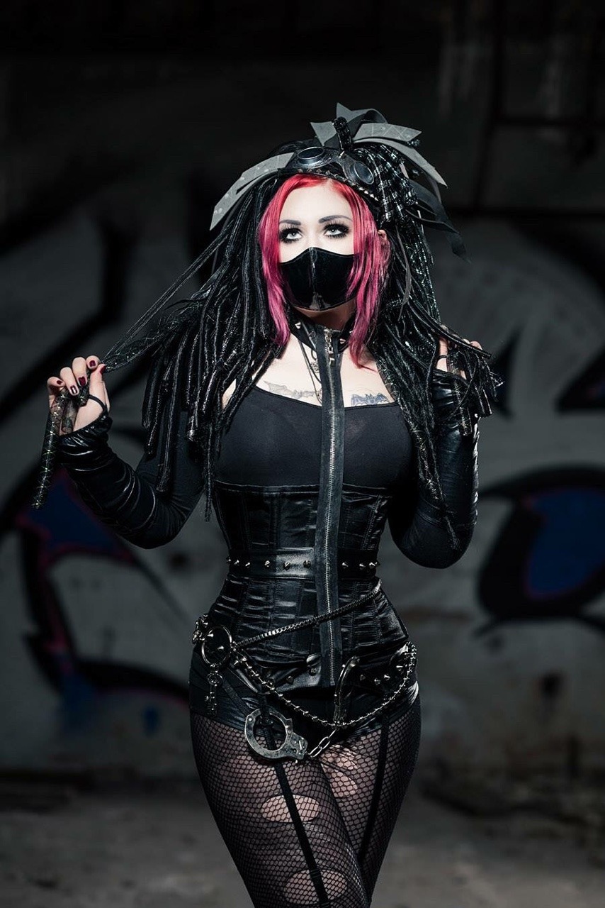 chaOSdoll X