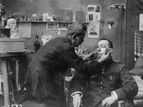 sonnywortzik:historicaltimes:French soldier receives his new face. Date unknown, but probably during