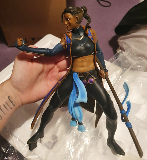 She came! Listen, She is beautiful and I love her. I may need a Yasha version for beauyasha reasons,