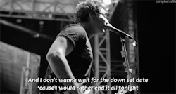 carapherxelia:  Bulls in the Bronx - Pierce The Veil - [video credit] 