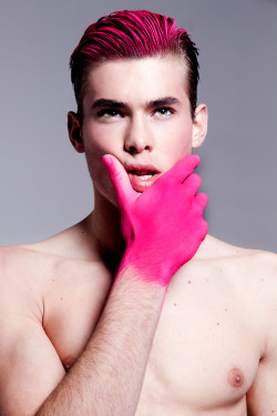 fancymen:  tobeatiger:  Sacha Mauz by Josefina Cerveró || Male Model Scene  Ƒancy 