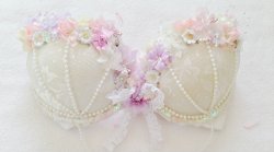 akaashie:♡ charmed lace and pearly cream bras from Lunar Nymphs Boutique♡ Price: ๆ.00 and ฾.00♡ Sizes: 32A - 38D♡ Omg, I really want both of these *0* ♥