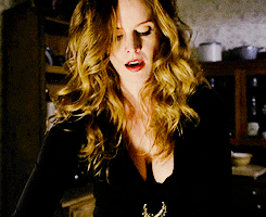 regina-mills:  Once Upon a Cleavage (ﾉ◕ヮ◕)ﾉ*:･ﾟ✧ 