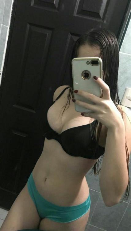 Meninas CLIQUEM AQUI e enviem suas fotos tambémSnap: SexySnapBr02