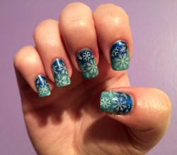 nailpornography:  submitted by kalikina like these nails? GO VOTE 