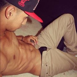 fuck-yea-dude:  Latino chulo 