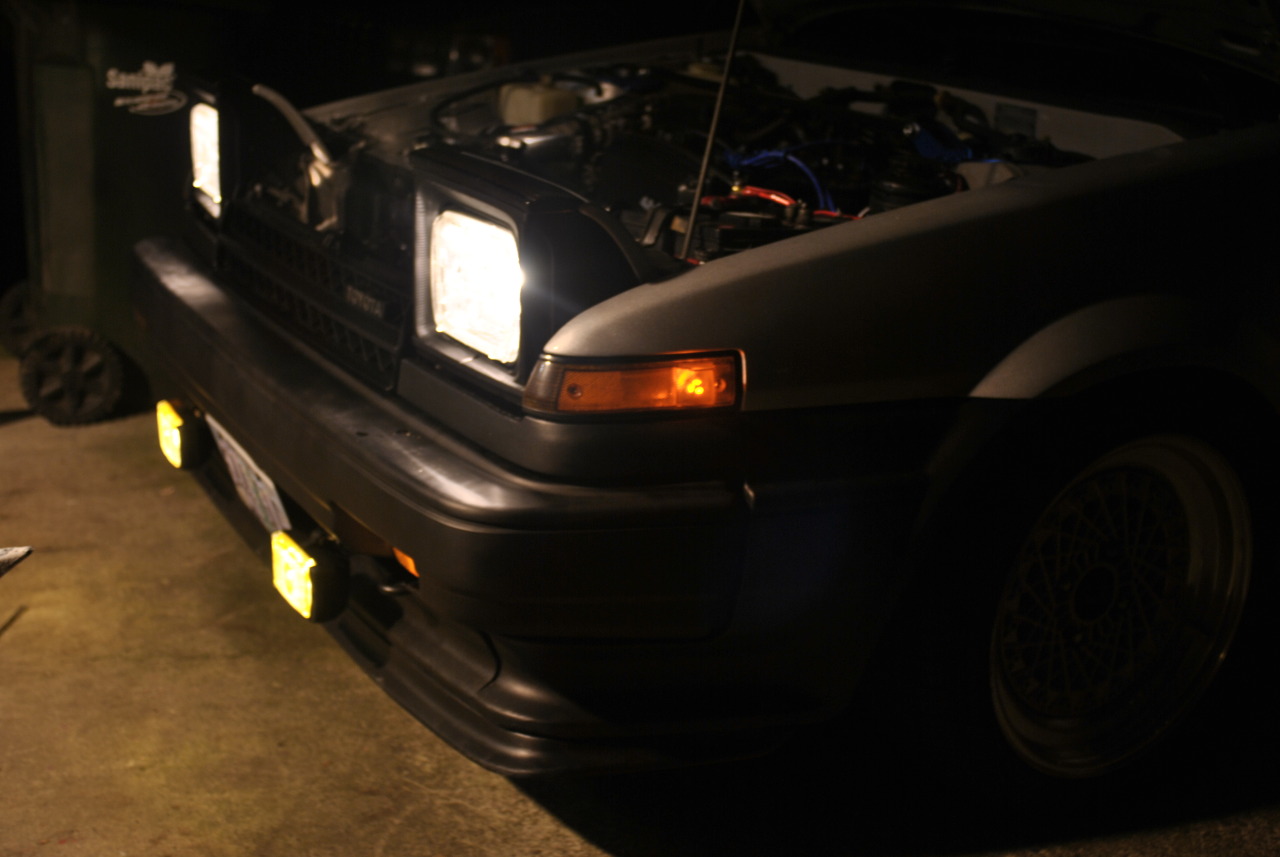 carbonking:  dorifutofu:  Kyle’s badass AE86 GTS      (via TumbleOn)
