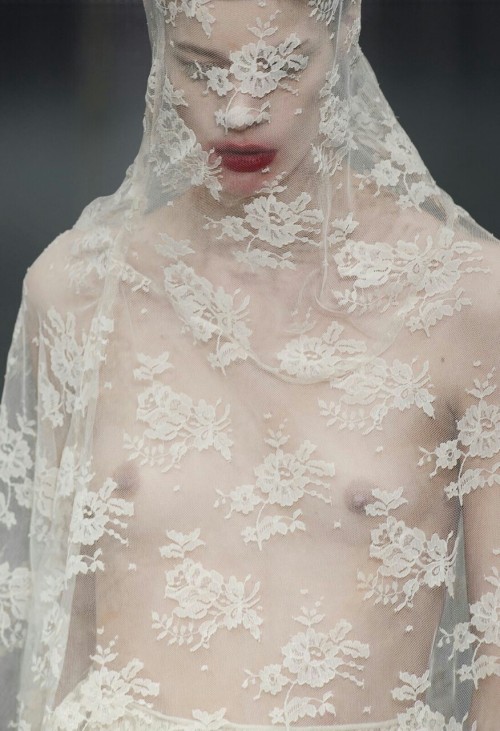 misanthropicmessiah:Le Mindu Haute Couture FW11