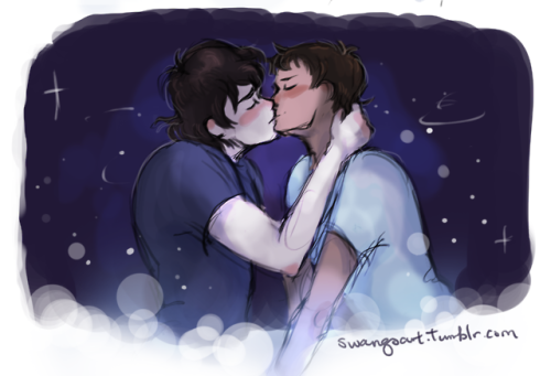 swangsart:Lance tastes as sweet as he did in high school. Maybe even sweeter. But now Lance is kissi