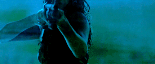 bahtmun:Women always have to put up a fucking fight.
