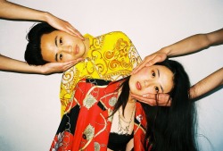 criwes:  Ren Hang 航 任 (tumblr) 