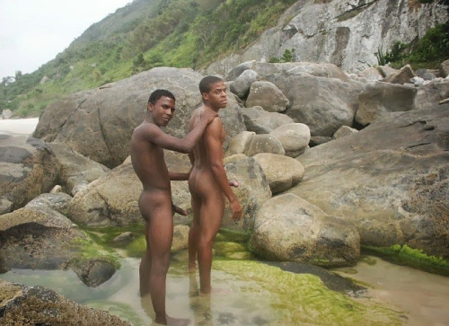 Porn los90nenes:  holyday @dominicanblackboy  photos