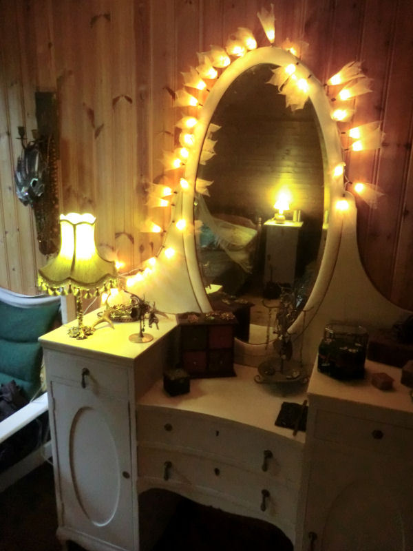 voiceofnature:  Some of the interior in my attic :)My instagram: voiceofnature My