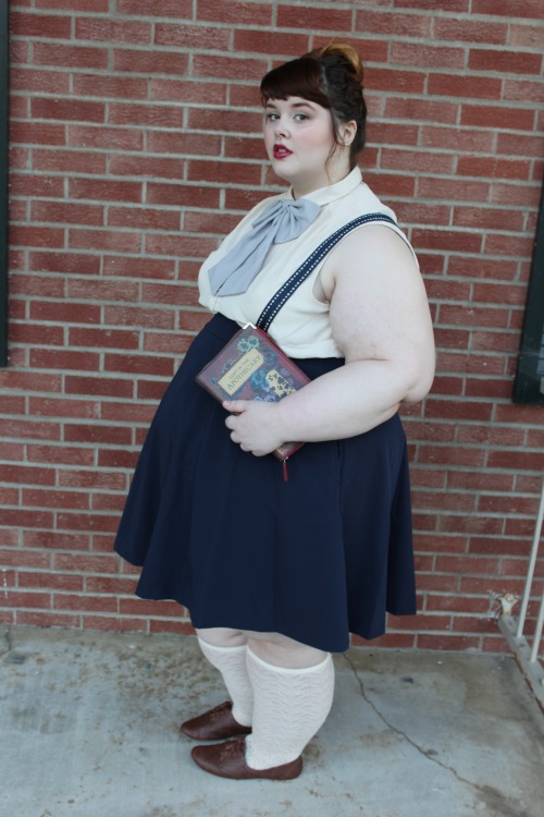 afatfox: Ahead of the Curve Bloggers ~ September 2014Theme: Back to School&lsquo;Schoolgirl Sass