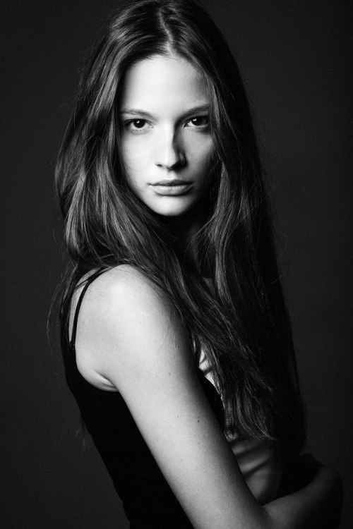 modelindustry:  ROBERTA CARDENIO