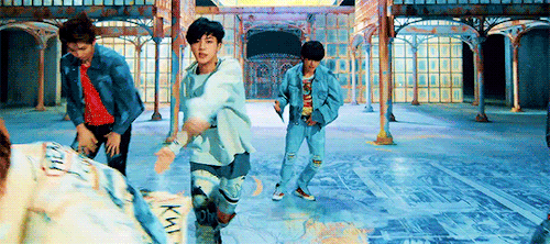 seokjinies:Fake Love Choreography - JIN
