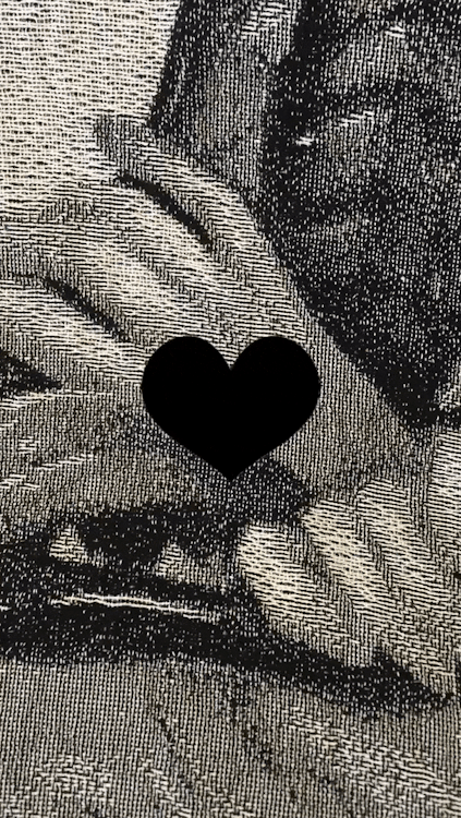 Bring a little darkness into your life with this luxurious throw!Use it as a blanket, decorate your 
