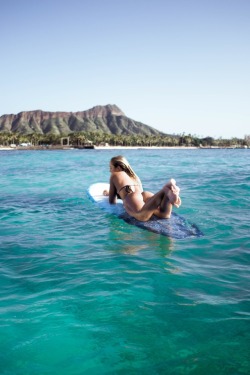 Hawaii Beach Hotties