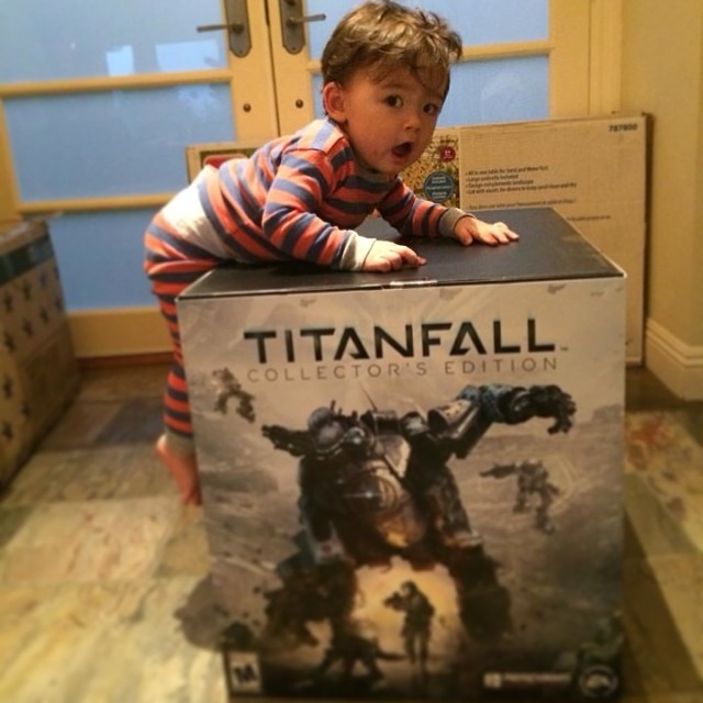 When your collector’s edition is bigger than my son, you’re doing it right. Thanks Respawn!
