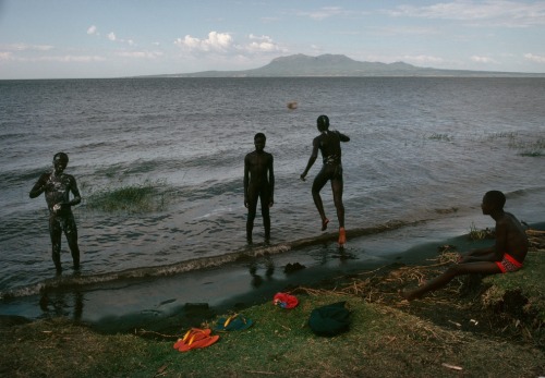 Sex ouilavie:Chris Steele-Perkins. Kenya. Lake pictures