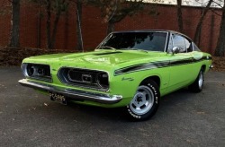 musclecardefinition:   ‘68 Plymouth Barracuda  