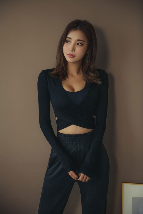 korean-dreams-girls:Park Da Hyun - October 03, 2019 Set 