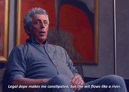 ERIC BOGOSIAN As DANIEL MOLLOY In Interview With The Vampire (2022) || NATASHA LYONNE As NADIA VULVOKOV