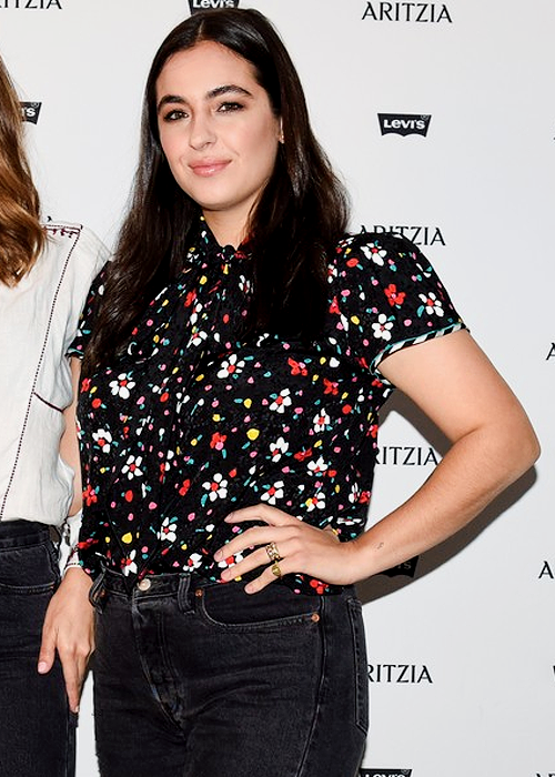 Alanna Masterson attends the Levi’s by Aritzia Collection Launch in Los Angeles (16/11/2017)