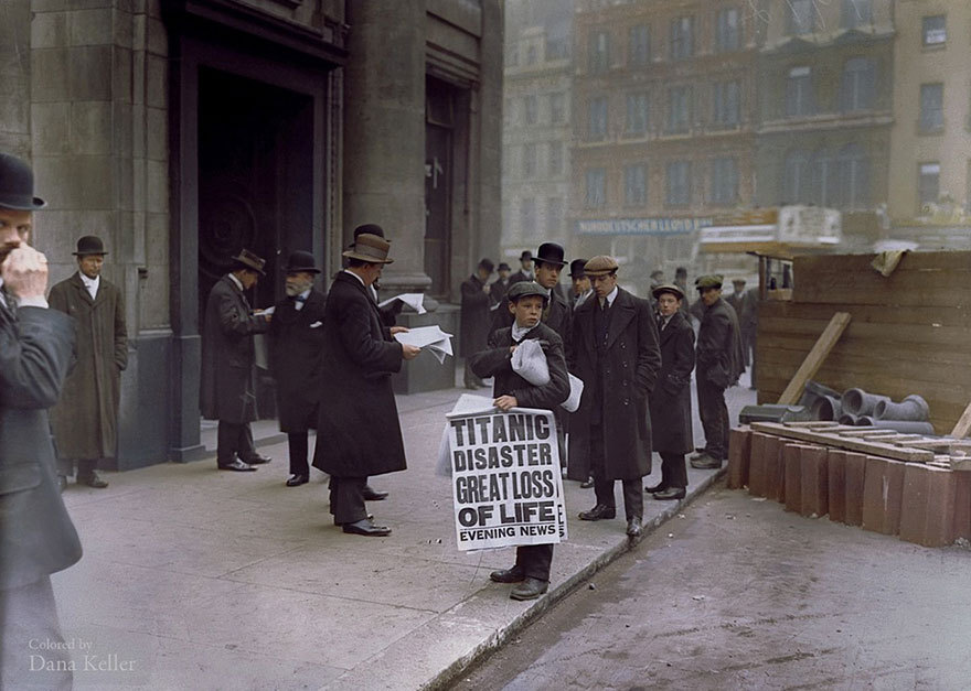 angelclark:  Historic Black and White Pictures Restored in Color 1. Women Delivering