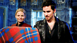 just-be-magnificent: 100 days of captain swan | day 81 favorite locations: granny’s diner