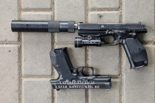 the-nomadicone:Lebedev PL-15 Handgun - Konstantin Lazarev (x)