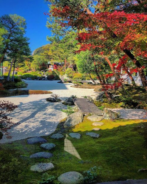 足立美術館庭園 [ 島根県安来市 ] ② Adachi Museum of Art Garden, Yasuki, Shimane ーー18年連続“庭園日本一”。横山大観を愛した実業家が #中根金作 