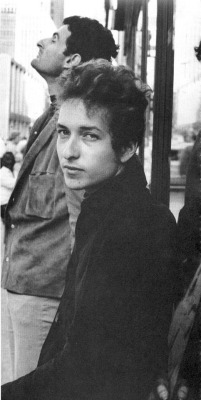 mclennonlovers:  5/10 Bob Dylan spam 