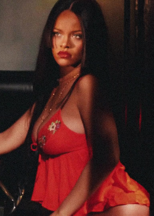 rihanna-online:  rihanna for savage x fenty