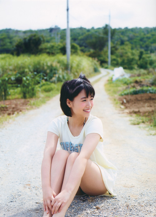 voz48reloaded:  Tomonaga Mio 1st Photobook 「Hinata」