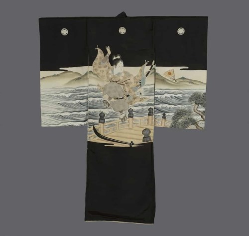 Boy’s ceremonial kimono. Meiji period (1868-1911), Japan.  The Kimono Gallery. A plain silk miyamair