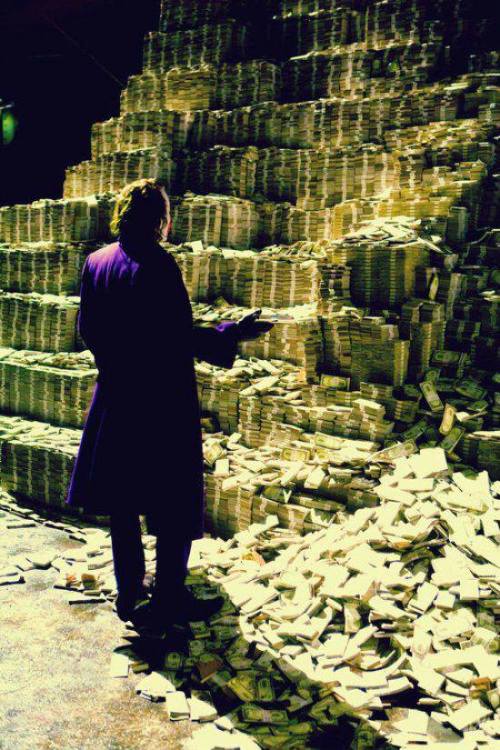 &ldquo;I&rsquo;m only burning my half. All you care about is money. This town deserves a bet