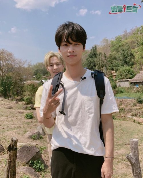 translatedvixx: @battlentrip:  보기만해도 #안구정화 #심신안정 빅스 엔&amp;홍빈의 #태국 #빠이 여행기~! .오늘 밤 9시 15분!KBS2 &a