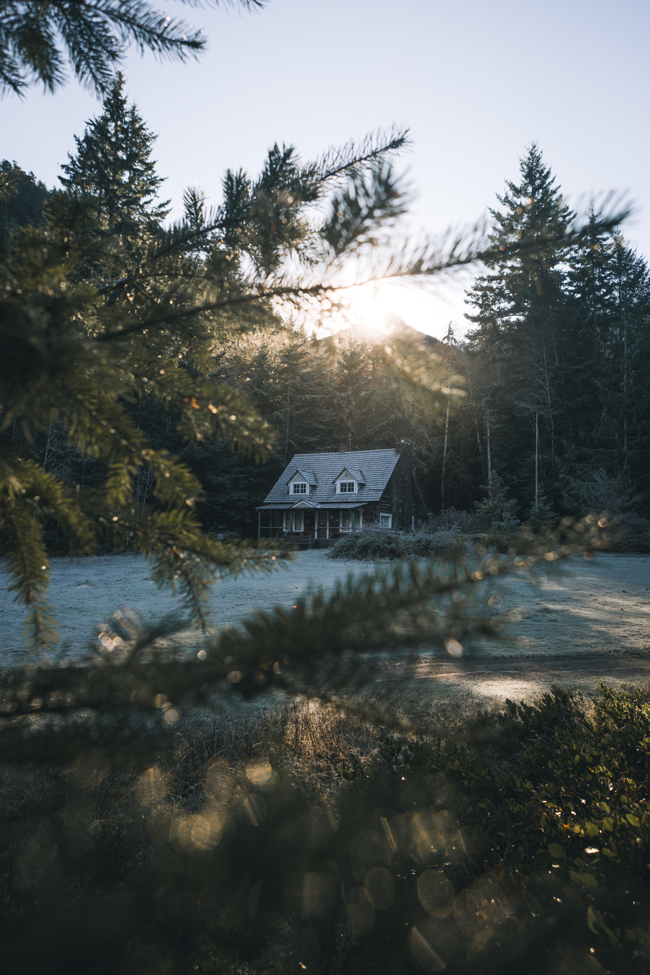 Making me miss home, will always recognize this cabin &hellip; 